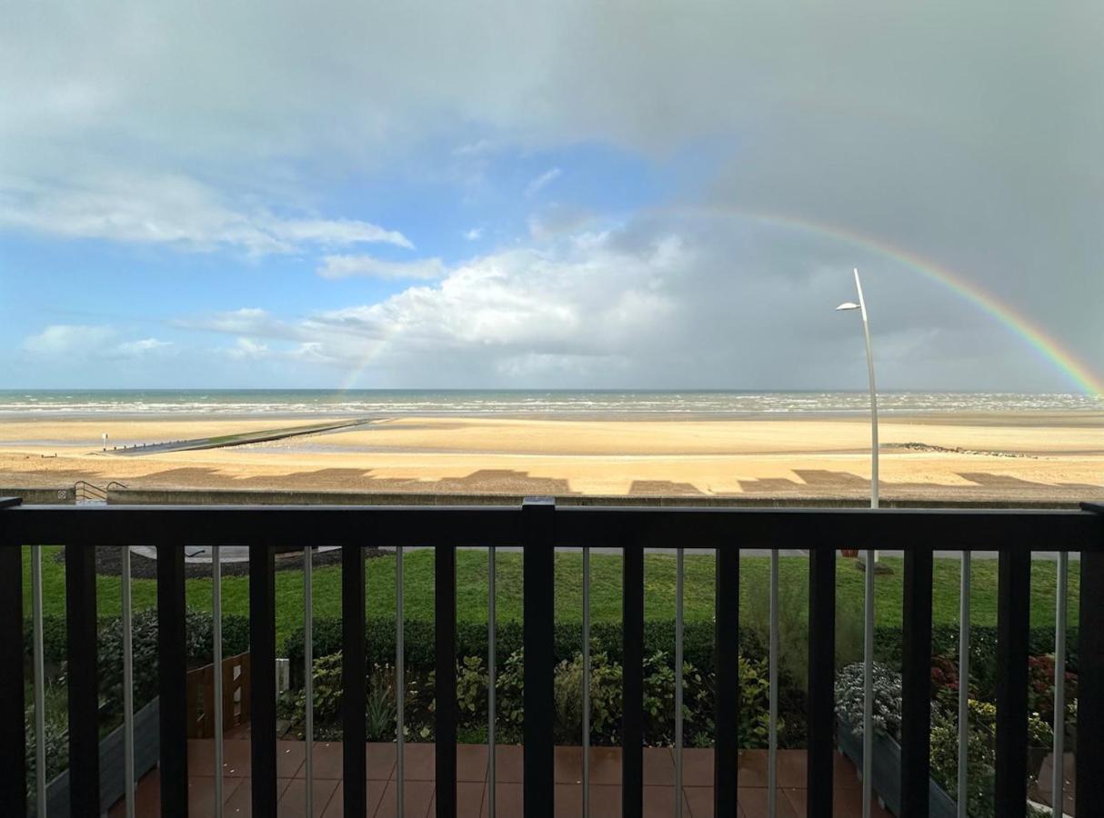 Vue Mer Exceptionnelle A Cabourg Kültér fotó